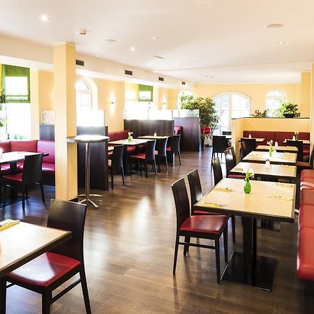 Hotel Karl-Wirt 페르흐톨즈도르프 외부 사진